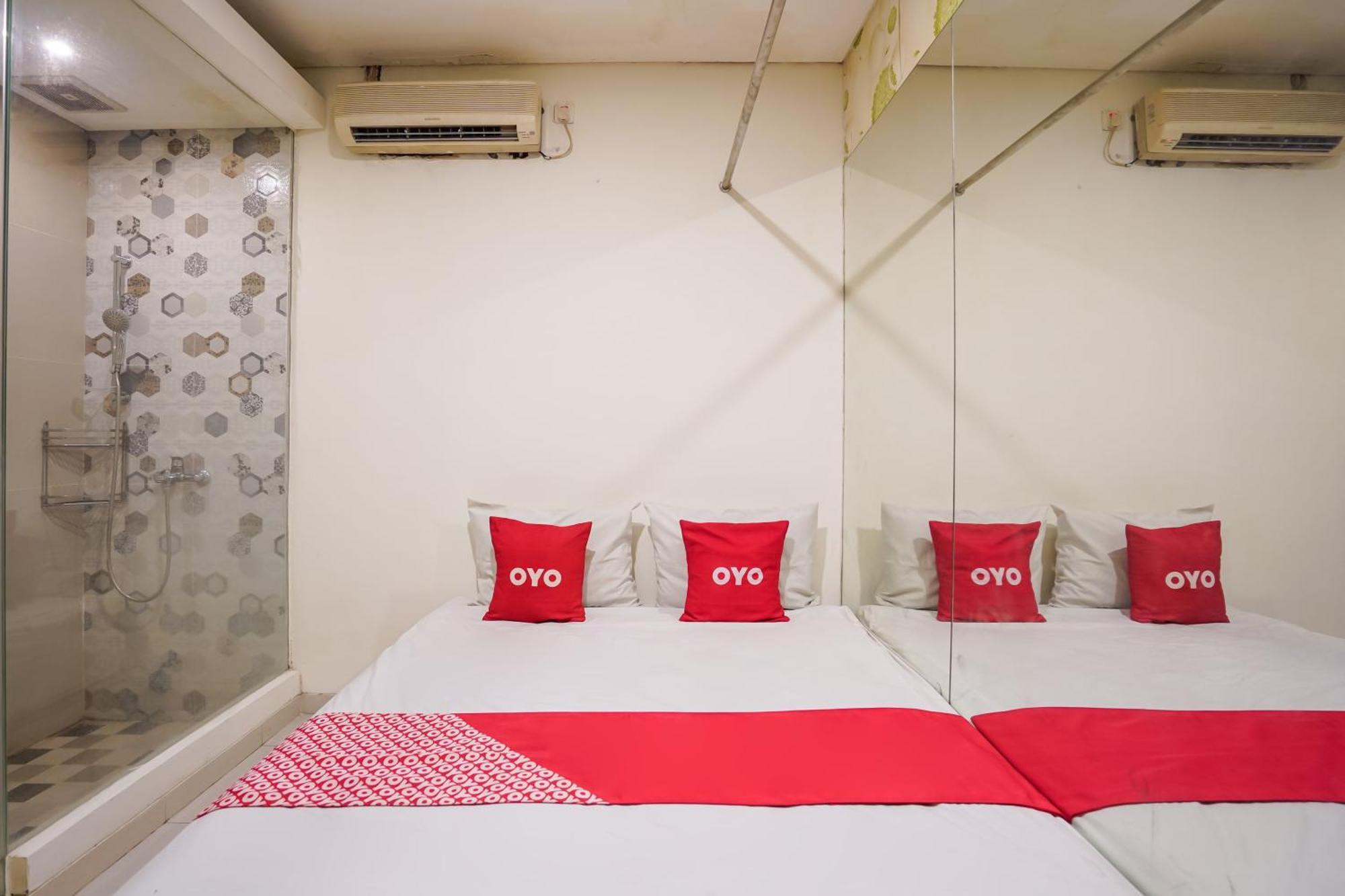 Super Oyo Capital O 92633 Spring Hotel Gubeng سورابايا المظهر الخارجي الصورة